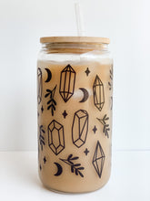 Load image into Gallery viewer, Crystal Wrap 16oz Glass Can Cup with Bamboo Lid
